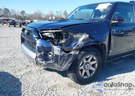 2016 Toyota 4Runner Trail z USA, uszkodzony, nr VIN JTEBU5JR5G5350045